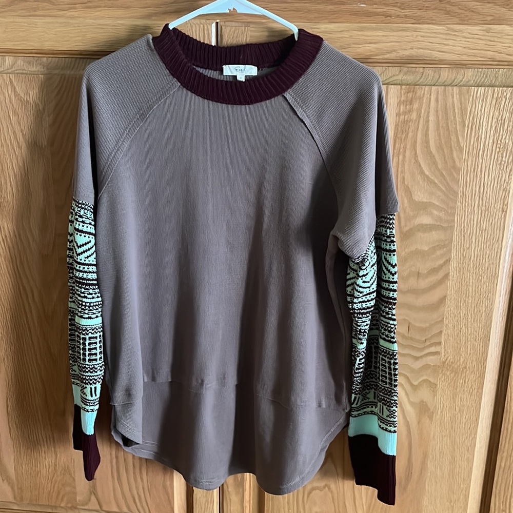 Easel long sleeve shirt